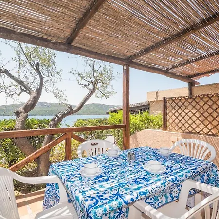 Holiday home Villetta Bilocale Porto Mannu D6 Palau