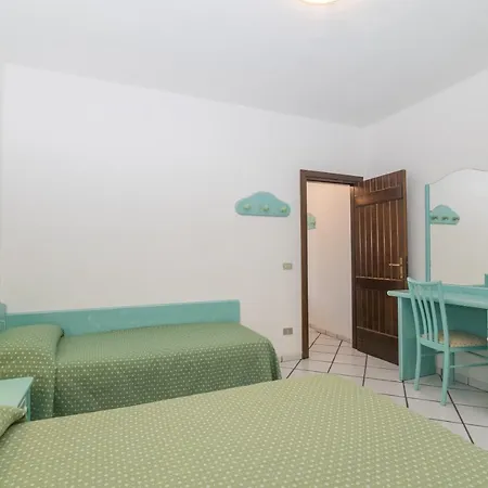 Holiday home Villetta Bilocale Porto Mannu D6 Palau